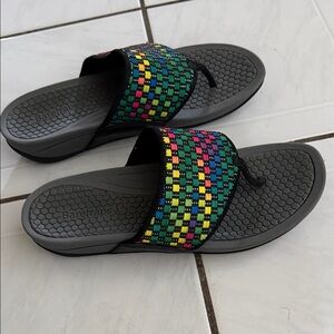 BareTraps Multicolor Woven Slide Sandals